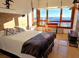 Hotel Artxanda Bilbao, Parking Gratuito en el Exterior Junto al Hotel，位于毕尔巴鄂的酒店