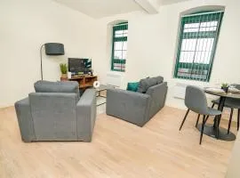 Stylish 1 Bed Apartment in Central Newark