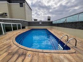 QUARTO E BANHEIRO PRIVATIVO em apartamento COMPARTILHADO com piscina e próximo do mar，位于大普拉亚的豪华帐篷