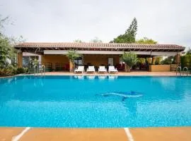 Casa de campo con piscina junto a Sevilla