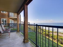 Cozy Oregon Resort Condo - Steps to Lincoln Beach!，位于林肯市的酒店