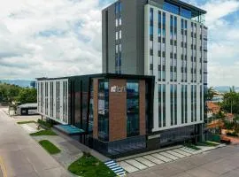 Aloft San Pedro Sula，位于圣佩德罗苏拉拉蒙·比列达·莫拉莱斯国际机场 - SAP附近的酒店