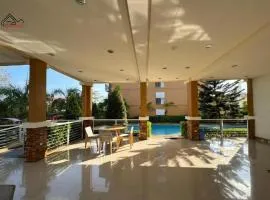 Comfort & Convenience Home with Balcony, FREE Swimming Pool - B2 6Diamond