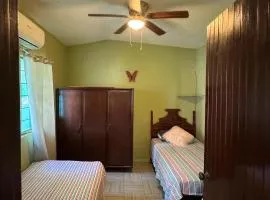 Casa a pasos de la Laguna del Carpintero