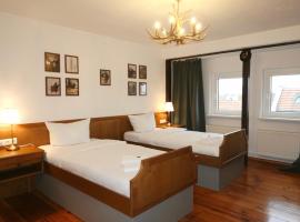 LODGE by Comfort Housing - 2 bedroom apartment，位于法尔肯塞的酒店