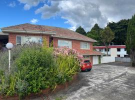 Serene Home Close to Everything，位于奥克兰的酒店