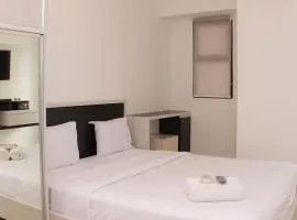 Cozy Living Studio at Urbantown Apartment Karawang By Travelio
