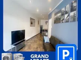 021 CHIC & COSY GRAND APPART 84m2 HYPERCENTRE WIFI SMART TV NETFLIX