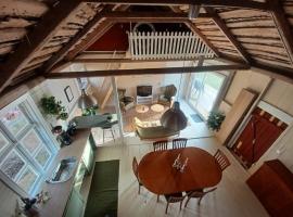 Hemma fran Hemma - The Fantasy House，位于Kvillsfors的酒店