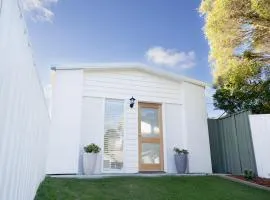 Studio Flat with kitchen
