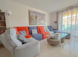 Lumineux Central avec box, proche plage,centre, saint raphael
