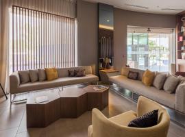 AC Hotel by Marriott Guadalajara Expo，位于瓜达拉哈拉的舒适型酒店