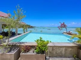 Villa LAGON Bleu, waterfront, private pool, 4 bedrooms en-suite