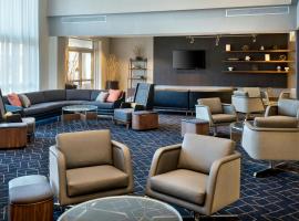 Courtyard by Marriott Basking Ridge，位于巴斯金里奇的酒店