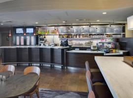 Courtyard by Marriott Providence Warwick，位于沃里克的酒店