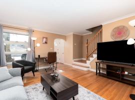 Charming Oak Park Retreat，位于奥克帕克的酒店