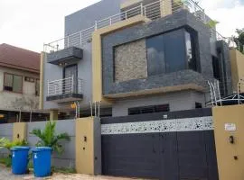 Kenest Villa
