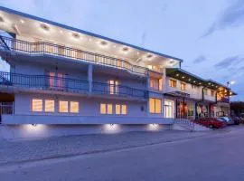 Hotel Hayat Hills