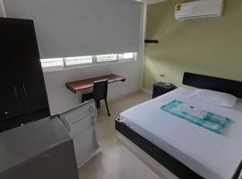 Hotel SuperNus，位于San José del Nus的酒店