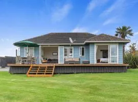 Serene Cove Escape - Waipu Holiday Home