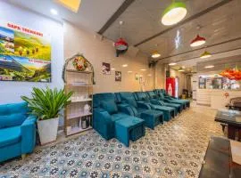 Hanoi Capital Hostel & Travel