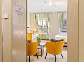 Studio lumineux dans la vieille ville de Fribourg，位于弗里堡的酒店