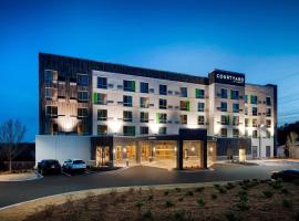 Courtyard by Marriott Atlanta Vinings/Galleria，位于亚特兰大的酒店
