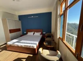 Hues & Trails Homestay