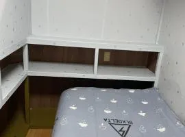 平安旅馆男士迷你单身公寓