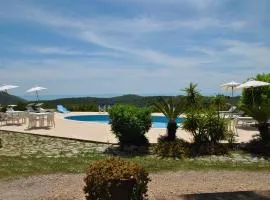 Villa Saha splendida dimora immersa tra gli ulivi