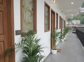 Misty Nest Suite Rooms