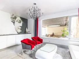 Home in Paris Marais Elegant Flat in Old Paris