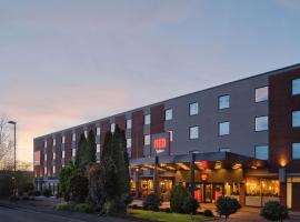 Radisson RED London Gatwick Airport，位于克劳利的酒店