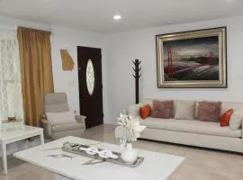 Southern Elegance Gateway