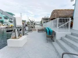 Cozy Home On The Water W Dock And Near Sandbar!