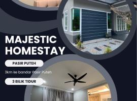 Majestic Homestay - Pasir Puteh，位于巴西富地的酒店