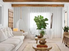 Cove 2315 - Luxurious Unit, Directly Opposite Beach