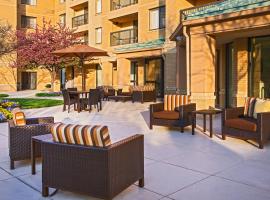 Courtyard by Marriott Richmond Northwest，位于亨利科的酒店