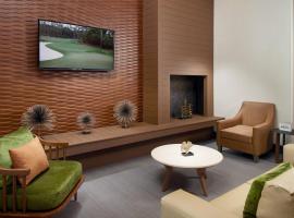 Fairfield Inn & Suites by Marriott Asheville Airport/Fletcher，位于弗莱彻的酒店