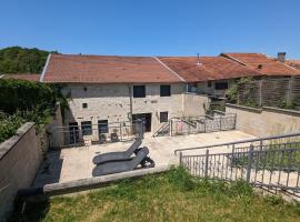 Gîte rénové et moderne avec Wi-Fi, calme et confort près de Ligny-en-Barrois - FR-1-585-160，位于Longeaux的酒店