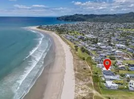 Jack and Enids Whangamata Beach House