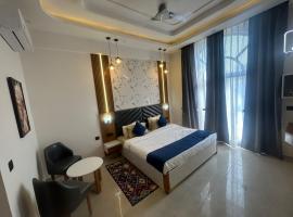 Cloud9 stays，位于NilmathaChaudhary Charan Singh International Airport - LKO附近的酒店