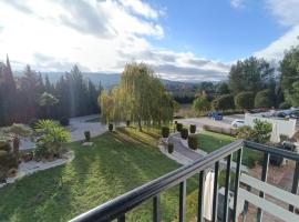 Hotel La Perla Blanca，位于隆达的酒店