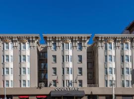 Courtyard by Marriott San Francisco Downtown/Van Ness Ave，位于旧金山的酒店