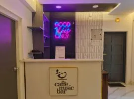 Oyster Stay - 3BHK - Luxury Apartment