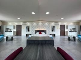 Le Six Hotel And Resort，位于拜特龙的酒店