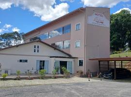 Hotel Rafael，位于南圣本图的酒店