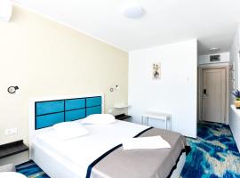 Hotel Holiday Blue，位于奥林普的酒店
