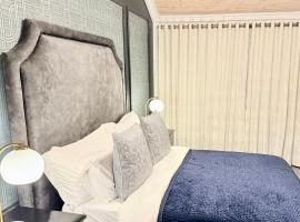 Serenity Suite，位于西萨默塞特的酒店
