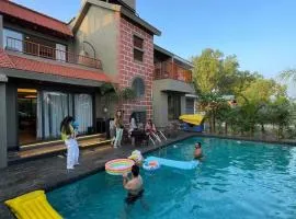 Gypsy Abode Pool Villa Panchgani